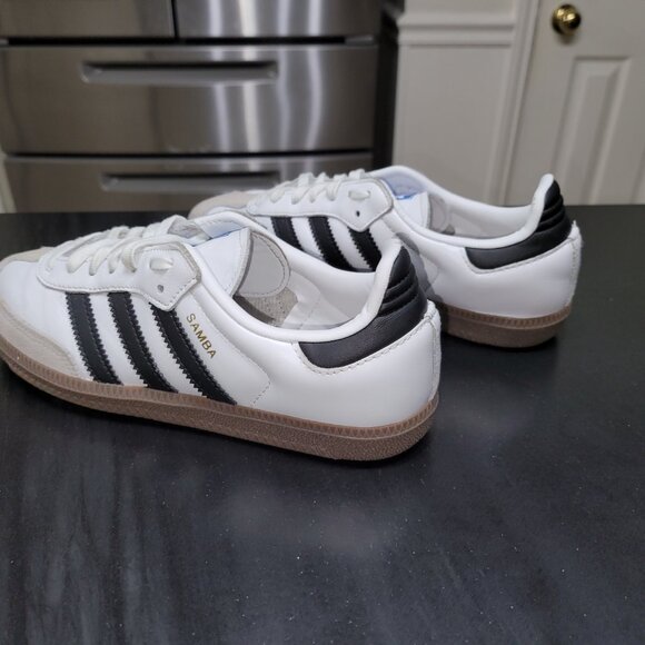 Adidas Samba OG J Youth/Women's Cloud White/ Core Black IE3675 Gum Sole Sneakers - Picture 13 of 16